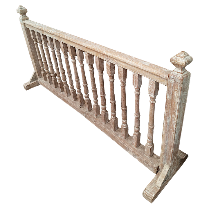 1.77M TIMBER BALUSTRADE